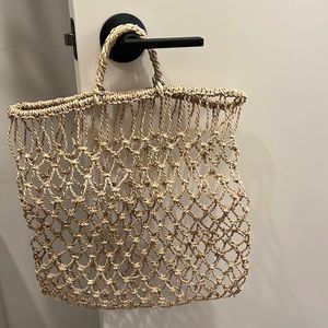 Handmade woven bag from Peru